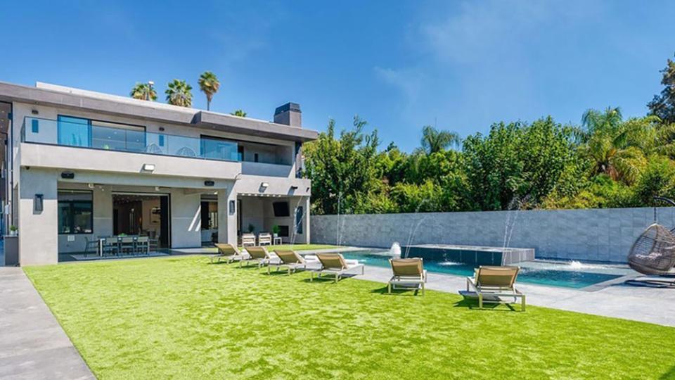 Dennis Schröder's new Tarzana mansion