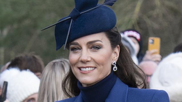 Why Kate Middleton Is Not Wearing Her Engagement and Wedding Rings in New Mother's  Day Photo