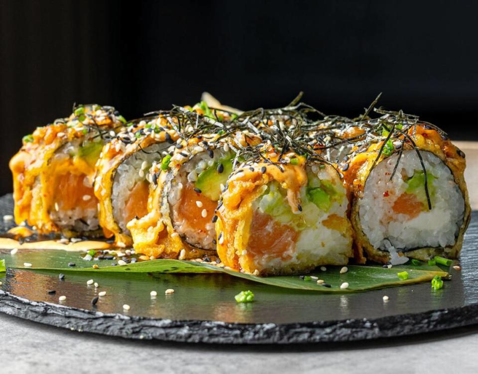 El Maki Roll de Mayu Miami, en Brickell, clasificado como uno de los mejores restaurantes nuevos en el Sur por Yelp.