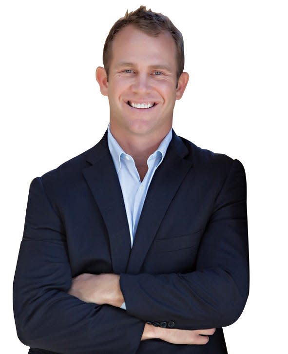 Gary Pohrer is a real estate agent in the Palm Beach office of Douglas Elliman Real Estate