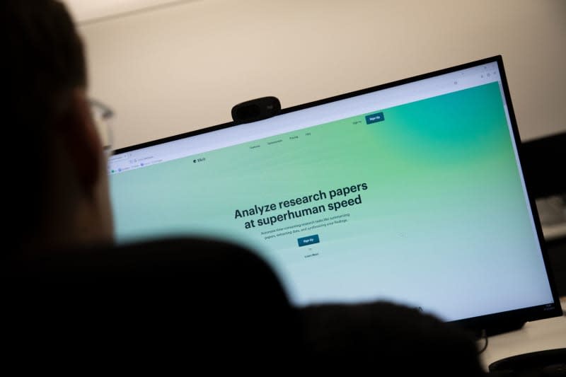 Ever heard of Elicit? The research assistance tool is designed to simplify literature research with the help of AI language models. Christin Klose/dpa
