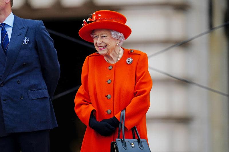 英國女王過去1個月健康出問題消息頻傳，缺席多場公開行程。（翻攝The Royal Family臉書）