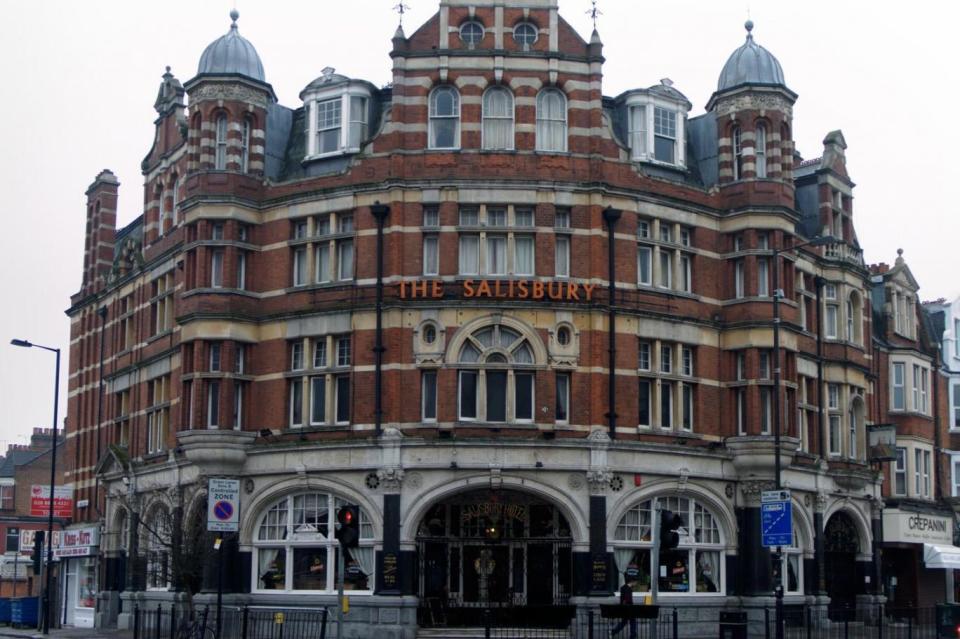 Harringay haunt: The Salisbury Hotel on Green Lanes (Creative Commons)