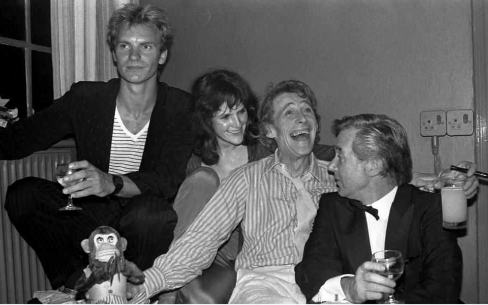 Sting, Frances Tomelty, O'Toole and Bryan Forbes on the opening night of the doomed production of Macbeth - Alan Davidson/Shutterstock