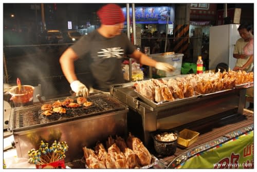 向日葵觀光夜市．桃園新夜市~黃色小鴨耶!