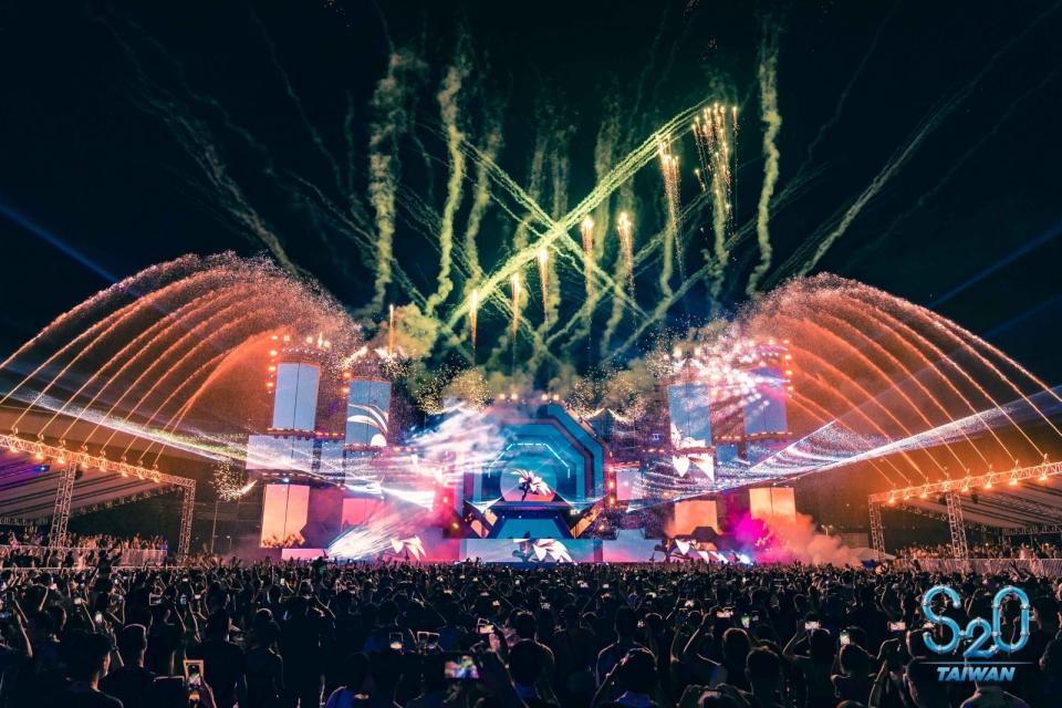 電子音樂權威媒體《DJ Mag》近日公布最新一年度的「世界百大電子音樂節」名單，S2O Taiwan榮獲「世界百大電子音樂節」的殊榮。（S2O Taiwan提供）