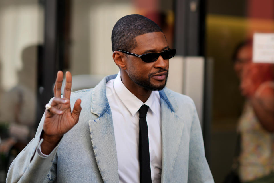 Usher kommer att vara halvtidsunderhållning för Super Bowl LVIII.  (Foto av Edward Berthelot/Getty Images)