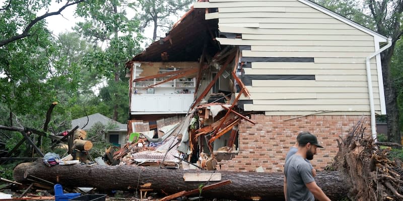 Ein vom Hurrikan "Beryl" zerstörtes Haus in Houston, Texas (USA). <span class="copyright">AP</span>