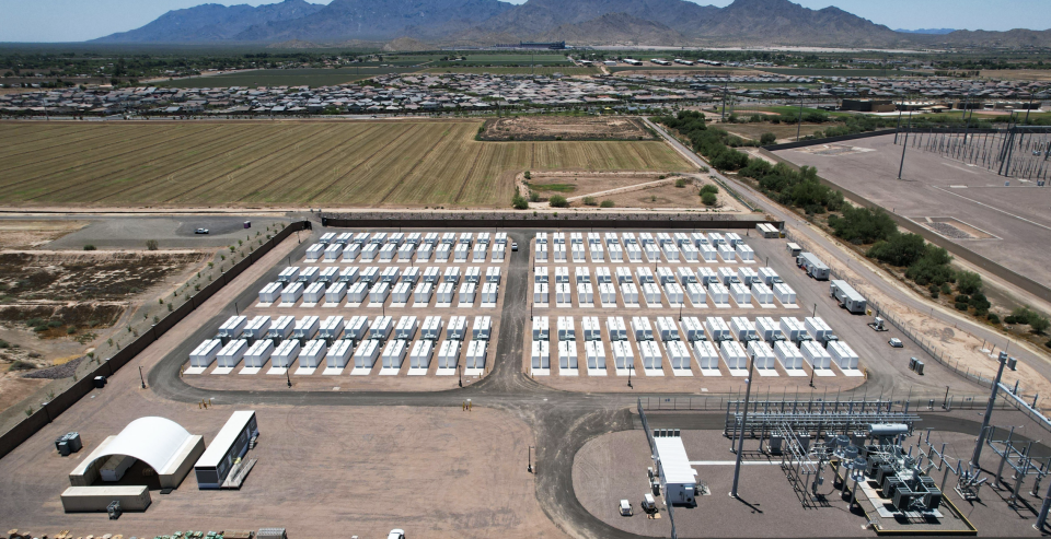 Plus Power's 1 GWH Megapack Sierra Estrella Site (credit: Tesla)