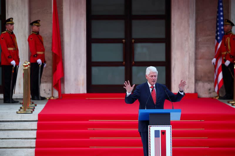 FILE PHOTO: Bill Clinton tells Kosovo: stop 'foolishness' in Serb-majority north