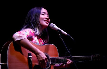 Vietnamese singer Do Nguyen Mai Khoi sings at a performance in Hanoi, Vietnam May 21, 2016. REUTERS/Kham