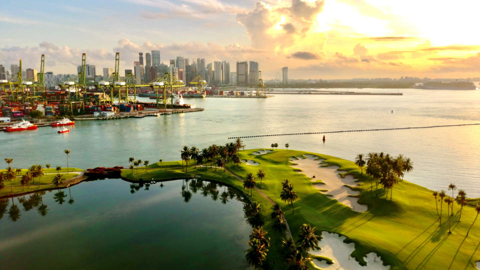   The 5th hole at Sentosa Golf Club 