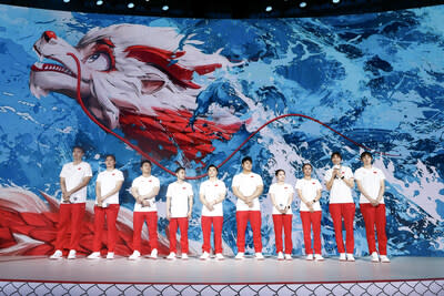 "ANTA Ling Loong" made a joint appearance with Chinese Olympic athletes