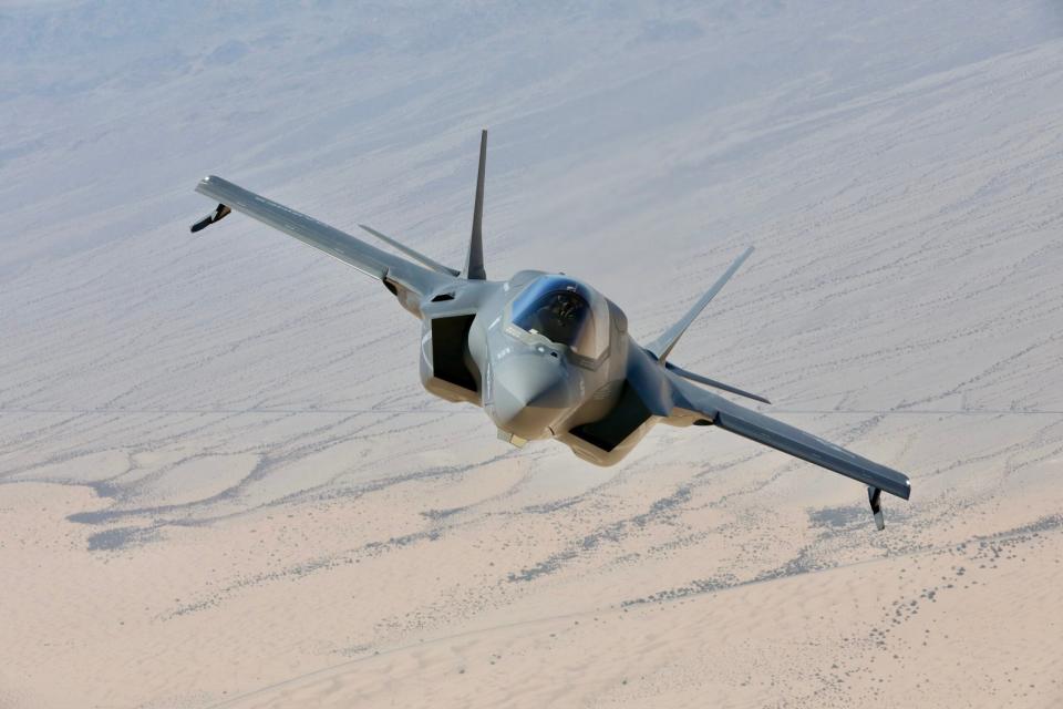 A VMX-1 F-35B high over the Arizona desert landscape. (James Deboer)