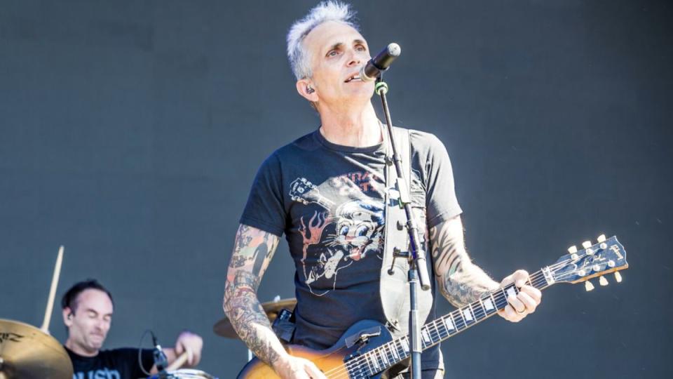 everclear 2021 summerland tour dates hoobastank wheatus living colour