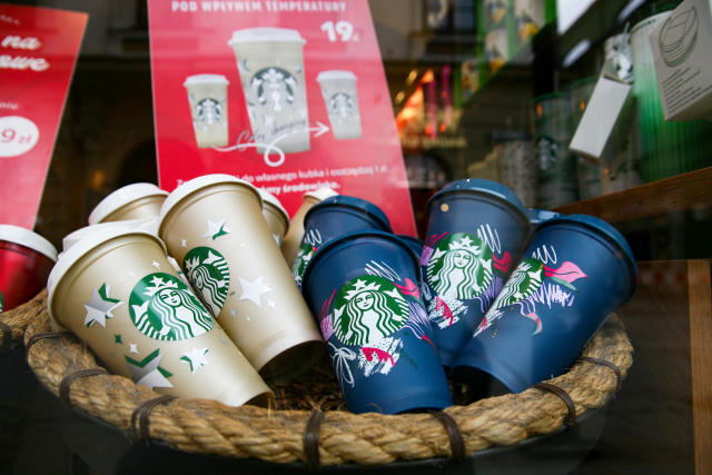 Starbucks rolling out $1 reusable plastic cups