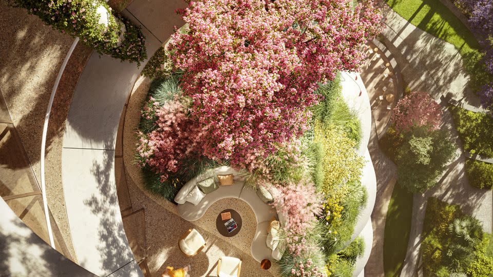 An aerial view of the terraces set to spiral up through the 22-story tower. - Foster + Partners