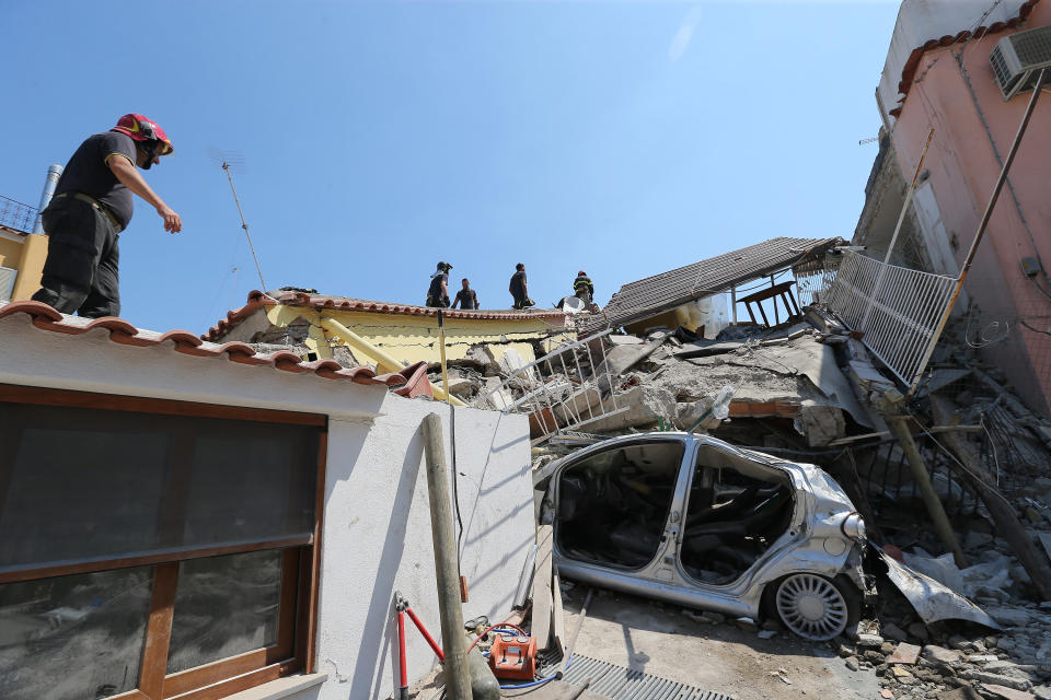Earthquake hits Italian resort island of Ischia