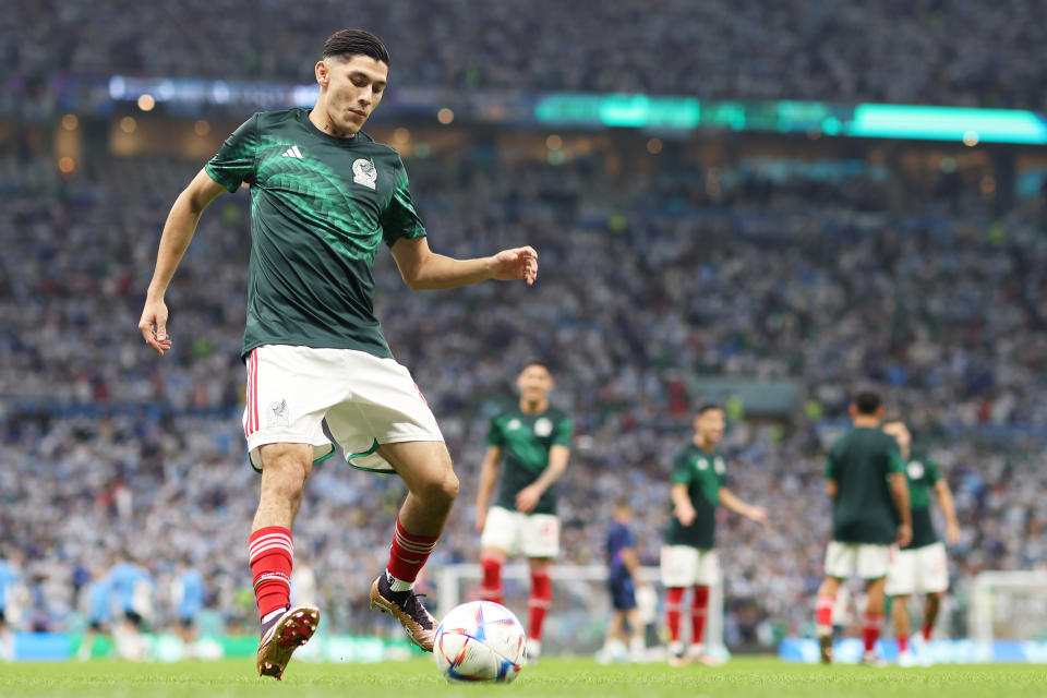 Gerardo Arteaga durante el entrenamiento previo al partido contra Argentina en Qatar 2022. (Katelyn Mulcahy - FIFA/FIFA via Getty Images)