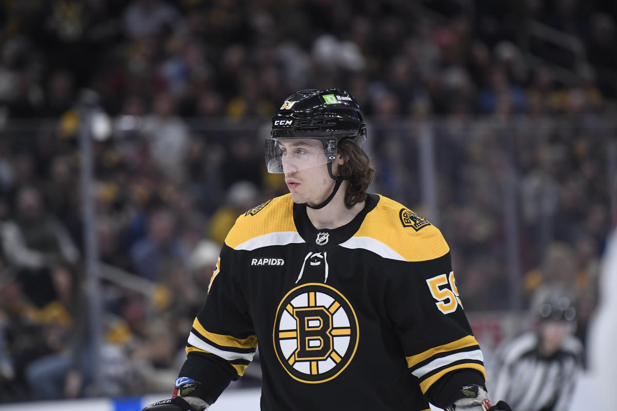 Bruins make trade, sign 5 players on first day of free agency