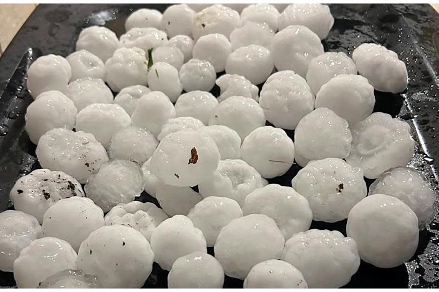 Tormenta en EEUU sorprende con granizo del tamaño de una pelota de béisbol