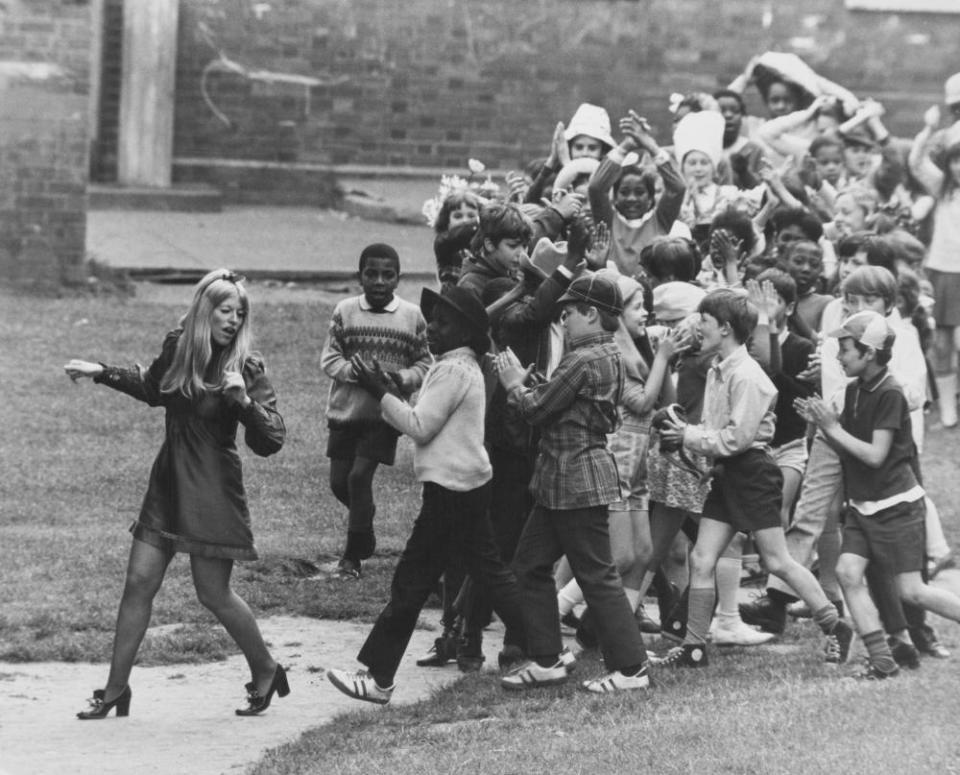 ‘She’d find brilliance in anybody’ … Anna Scher with students in 1971.