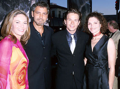 Diane Lane , George Clooney , Mark Wahlberg and Mary Elizabeth Mastrantonio at the Mann's Village Theater premiere of Warner Brothers' The Perfect Storm