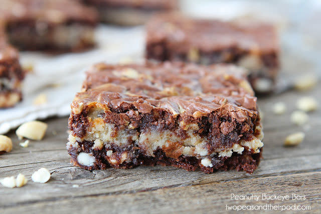 <strong>Get the <a href="http://www.twopeasandtheirpod.com/peanutty-buckeye-bars/" target="_blank">Peanutty Buckeye Bars</a> recipe from Two Peas And Their Pod</strong>