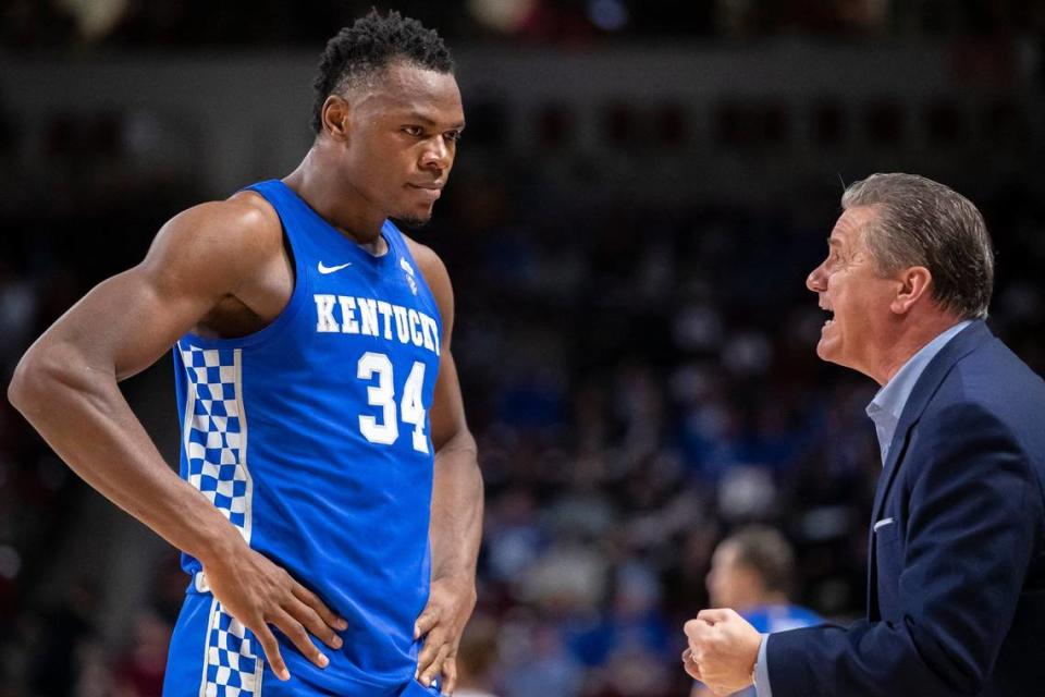 Former Kentucky basketball head coach John Calipari recruited <a class="link " href="https://sports.yahoo.com/nba/players/10127/" data-i13n="sec:content-canvas;subsec:anchor_text;elm:context_link" data-ylk="slk:Oscar Tshiebwe;sec:content-canvas;subsec:anchor_text;elm:context_link;itc:0">Oscar Tshiebwe</a> to UK via the transfer portal after Tshiebwe left his previous school, West Virginia. Many other college basketball coaches have made more frequent, and better, use of the portal than Calipari. Ryan C. Hermens/rhermens@herald-leader.com