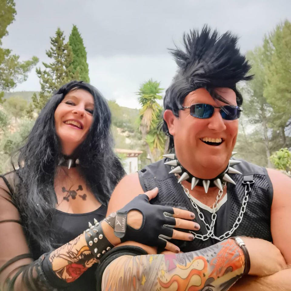 Jo and Pete's 'punk rocker' themed costumes (PA Real Life/Collect)