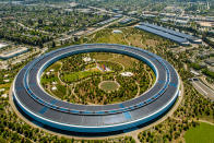 En abril de 2017 Apple inauguró su nueva sede en la localidad californiana de Cupertino. Se gastó en ella 4.450 millones de euros. (Foto: Getty Images).