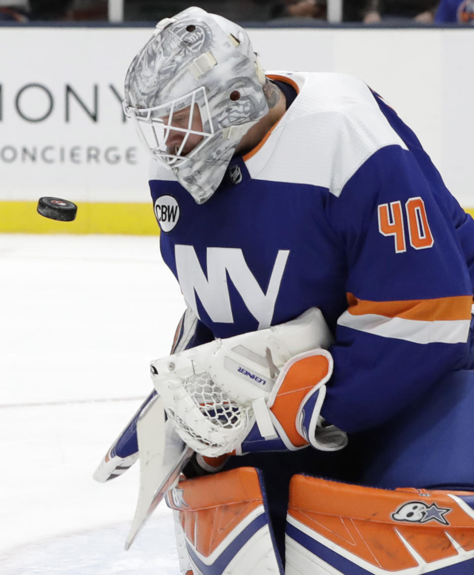 New York Islanders goaltender Robin Lehner (40) makes a save during the first period of an NHL hockey game against the Philadelphia Flyers, Sunday, March 3, 2019, in Uniondale, N.Y. (AP Photo/Kathy Willens)