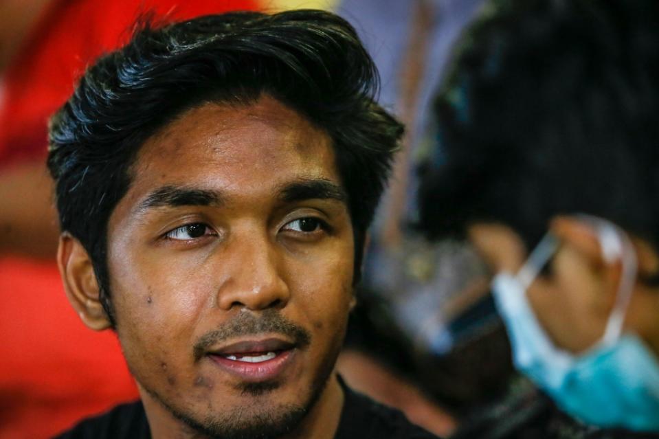 Gerald Jethro speaks to Malay Mail during the Solidarity with Palestine rally at the Axiata Arena in Bukit Jalil, Kuala Lumpur October 24, 2023. — Picture by Hari Anggara.