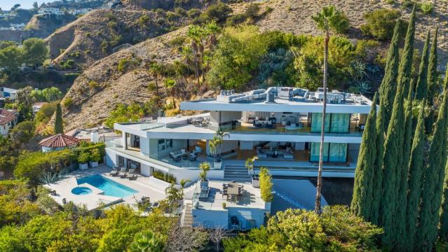 $250 Million mansion tour, Luxurious mansion in Hollywood hills, private  jets