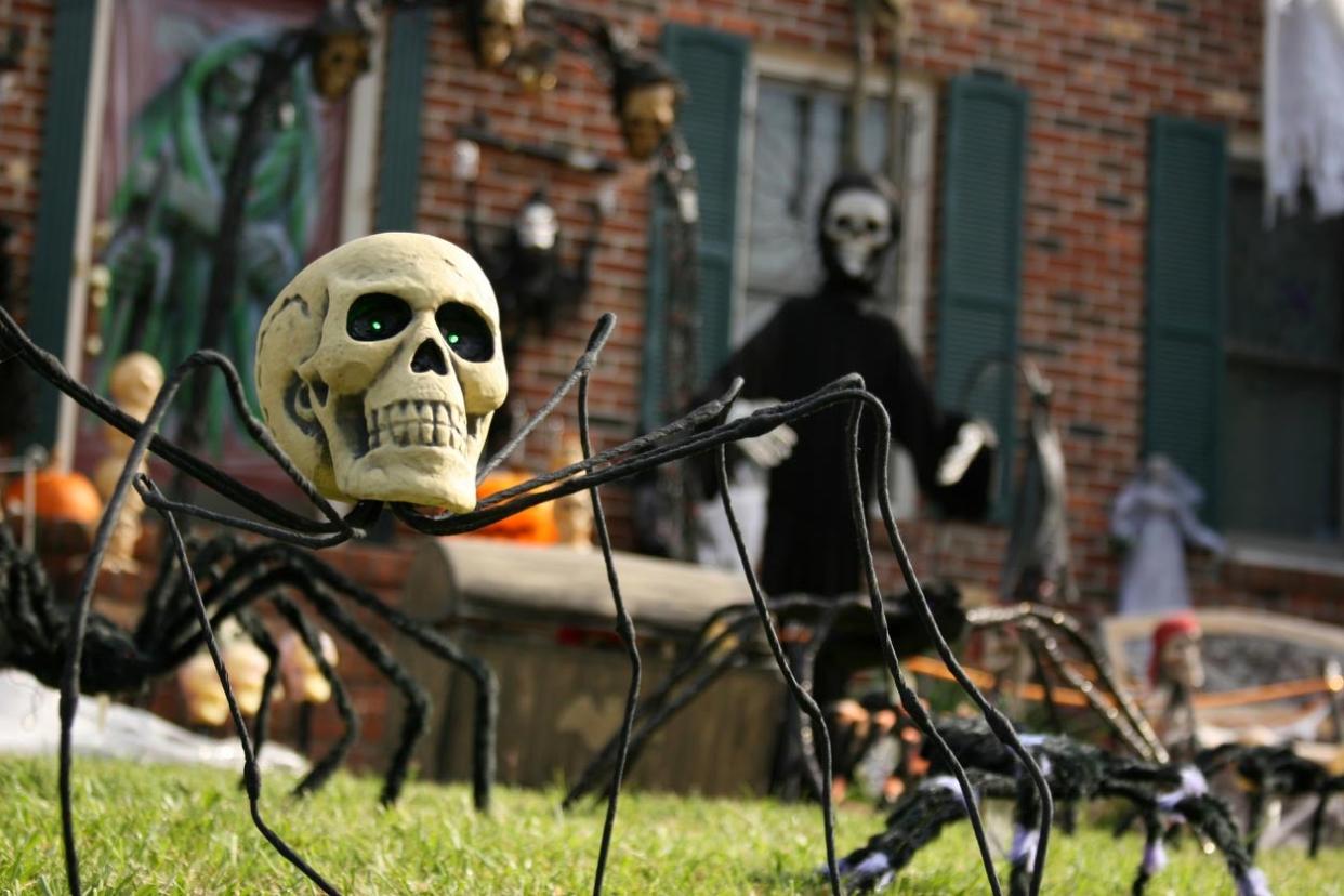Yard decOur Favorite Large Halloween Decorations for the Front Yardorated for Halloween