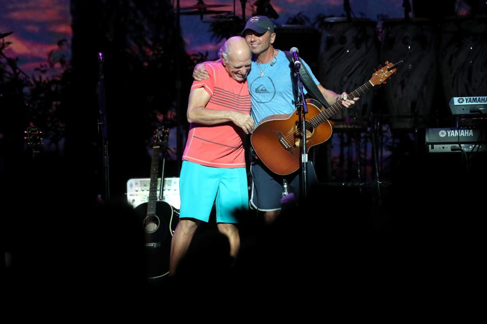 Jimmy Buffett, Kenny Chesney, Toby Keith and Jake Owen perform a Hurricane Relief Concert at the Tucker Civic Center Sunday, Nov. 19, 2017.