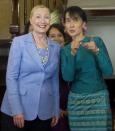 Aung San Suu Kyi never struck us as a particularly funny person. But she obviously has Hillary Clinton in stitches.