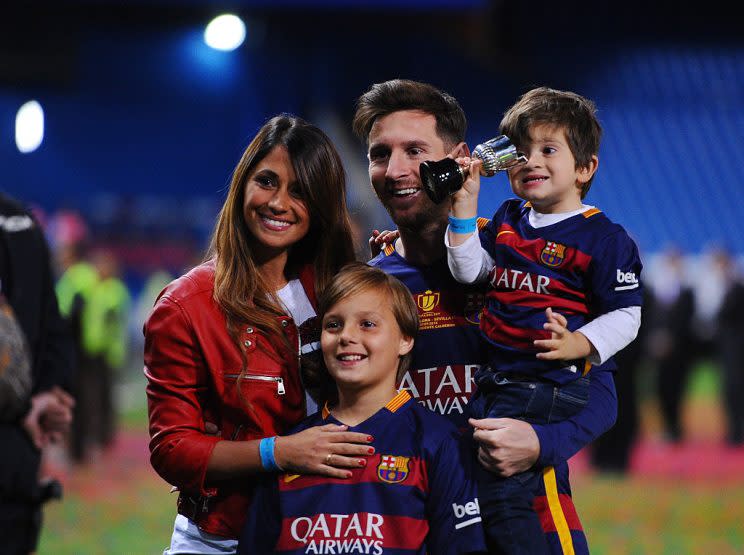 Messi junto a su novia, Antonella Roccuzzo, con la que se casará este verano. Foto: Denis Doyle/Getty Images