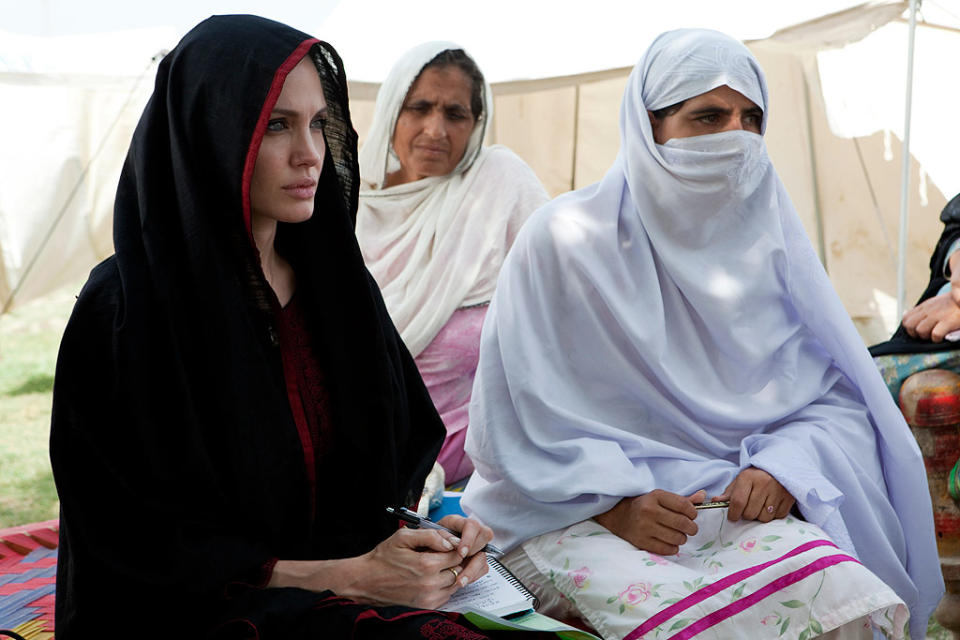 Jolie Angelina Pakistan