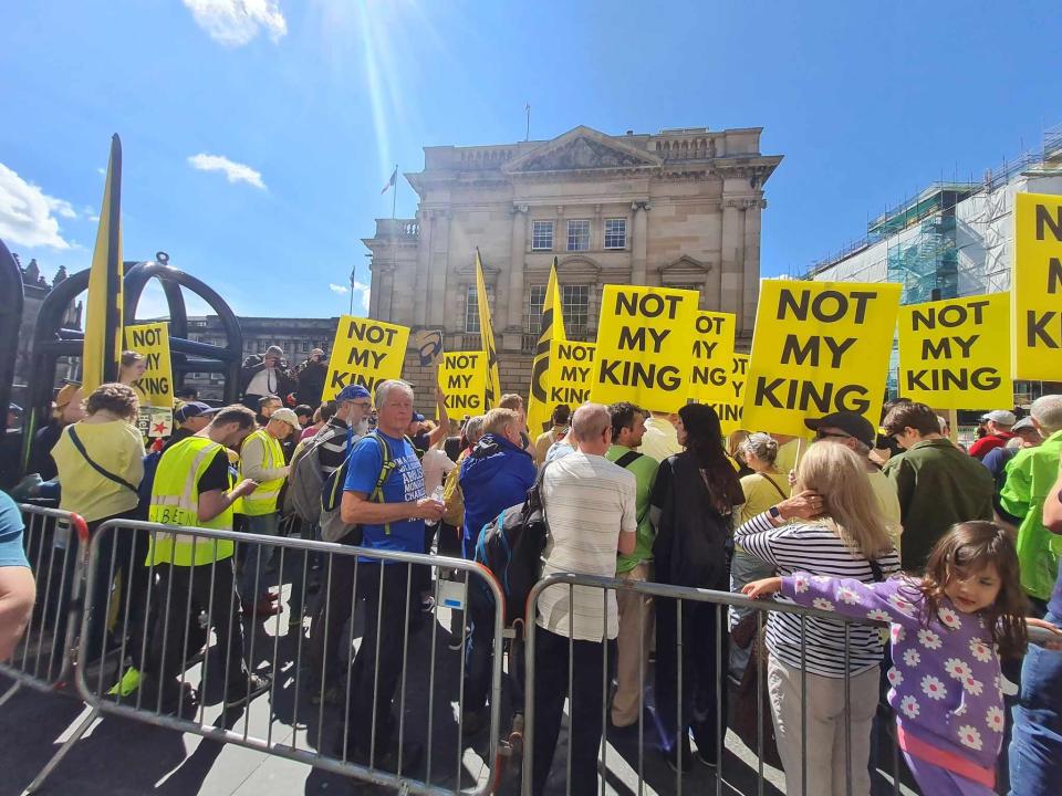 anti-monarchy protesters