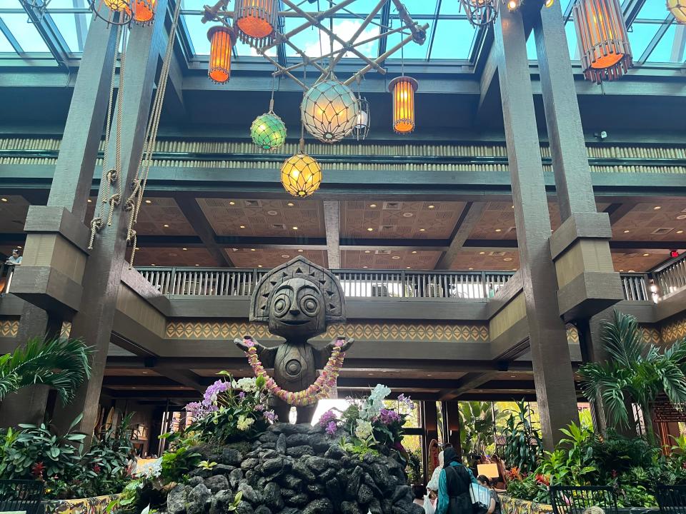 inside the lobby of disney's Polynesian resort