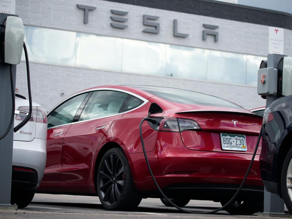 tesla-just-doubled-a-rare-discount-to-7-500-on-some-of-its-most