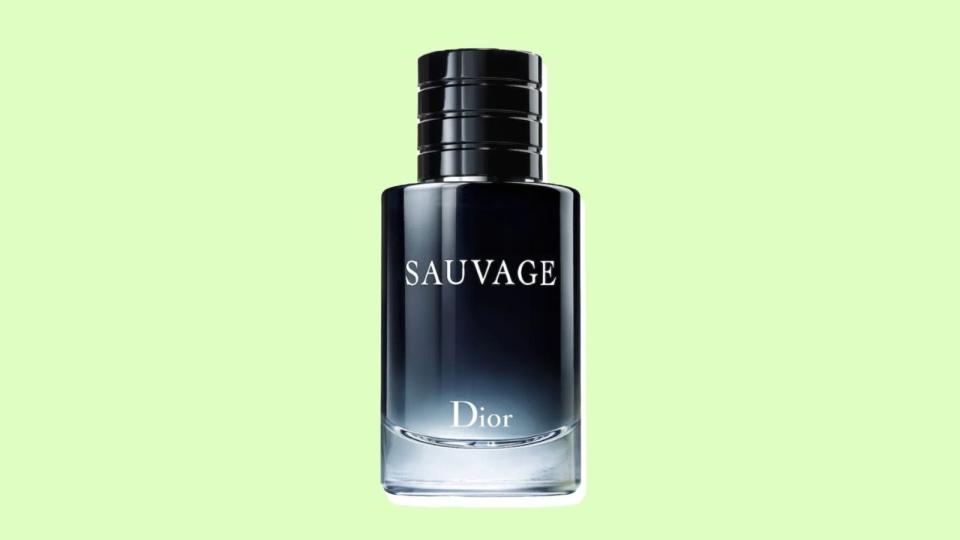 Get a clean-yet-woodsy scent in one with this Dior cologne.