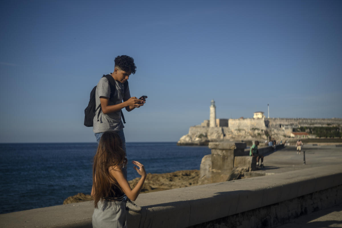 Le marché informel de Cuba trouve un nouvel espace sur Internet en pleine croissance