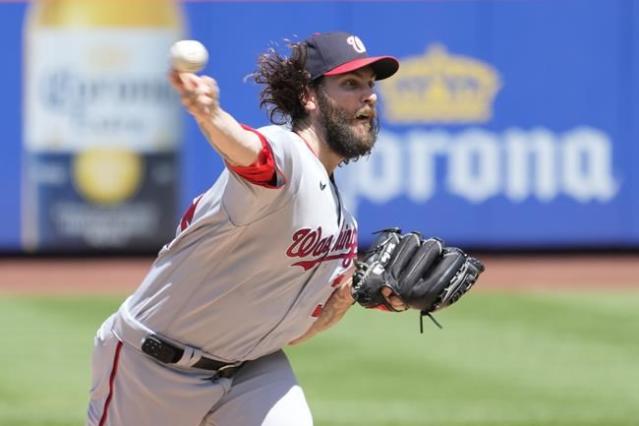 Verlander earns 250th career win as Mets beat Nationals 5-2 after