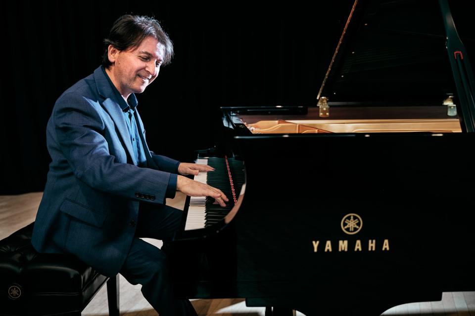 Pianist Tamir Hendelman will join MTSU’s Jazz Ensemble in the Hinton Music Hall of the Wright Music Building on March 23 as a part of the annual MTSU Illinois Jacquet Jazz Festival. His  appearance is made possible by a grant from the MTSU Distinguished Lecture Fund.