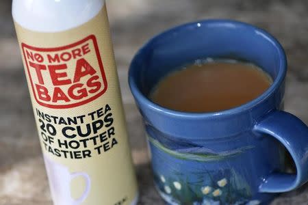 A cup of tea made from a No More Tea Bags aerosol can, is seen in Leatherhead in Britain, September 14, 2016. Picture taken September 14, 2016. REUTERS/Matthew Stock