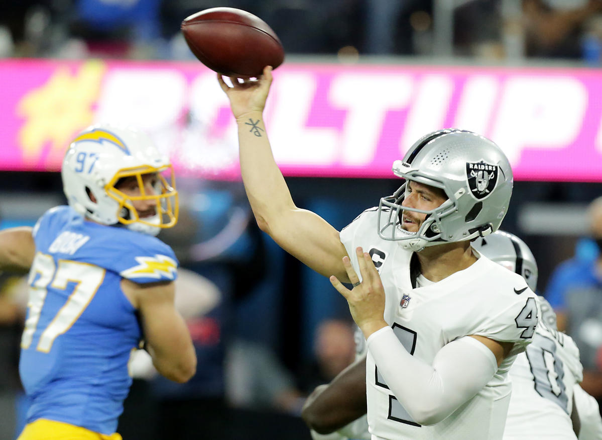 Los Angeles Chargers at Las Vegas Raiders Week 18 betting guide