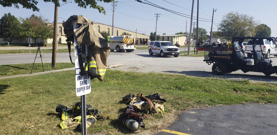A staging area set up near Teutopolis, Ill.,  High School on Saturday, Sept. 30.  (Jeff Long / AP)