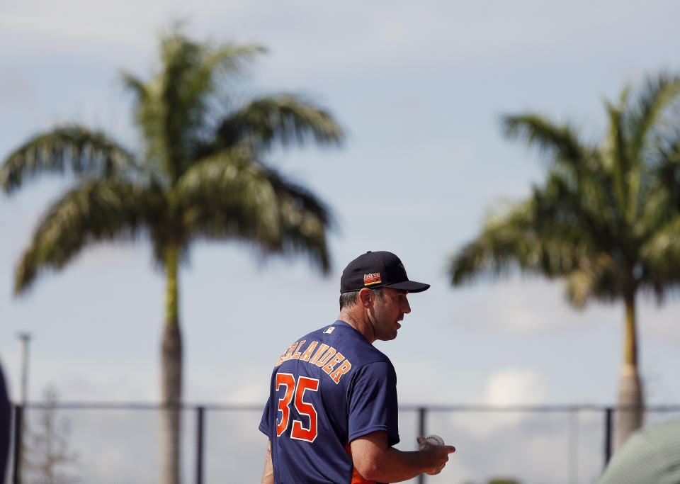 Houston Astros pitcher Justin Verlander (35) watches before throwing during spring training baseball practice, Tuesday, Feb. 18, 2020 in West Palm Beach, Fla. (Karen Warren/Houston Chronicle via AP)